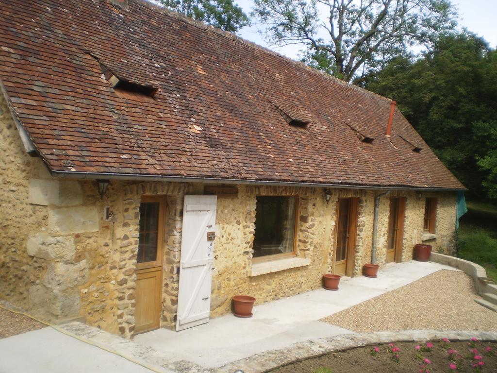 Montreuil-le-Henri Le Moulin De Monternault B&B 외부 사진